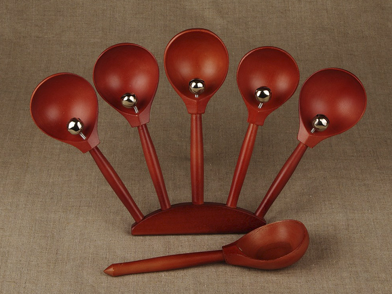 item_4703